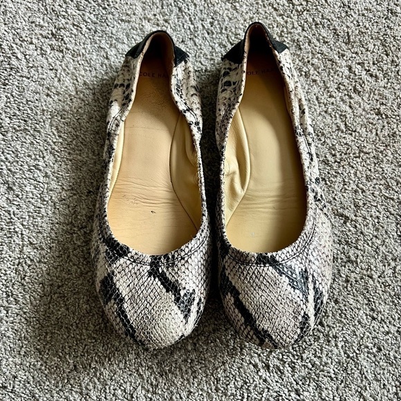 Cole Haan Women’s Size 7.5 Snakeskin Grand OS Casual Slip On Ballet Flats - Picture 1 of 4